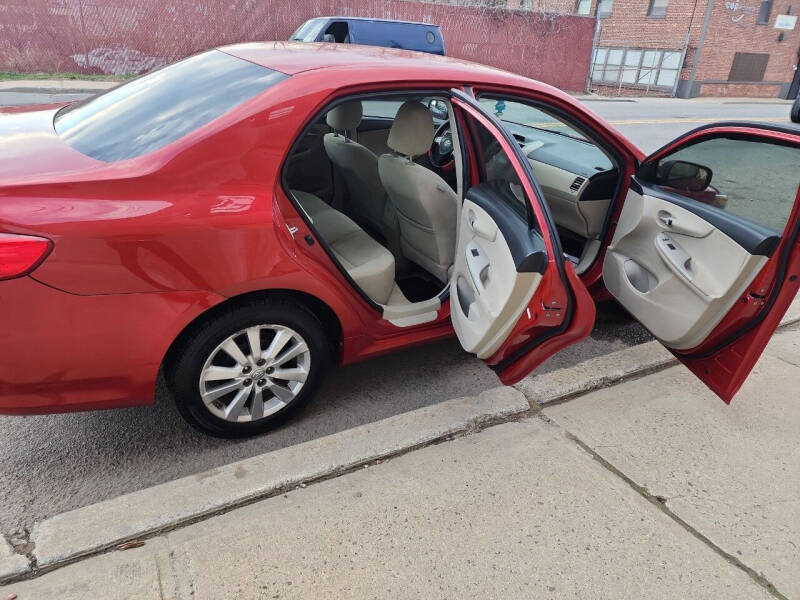 2012 Toyota Corolla LE