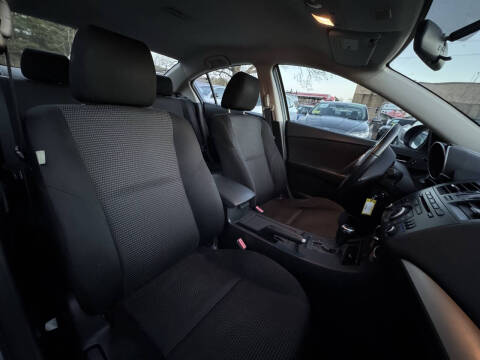 2012 Mazda MAZDA3 i Touring