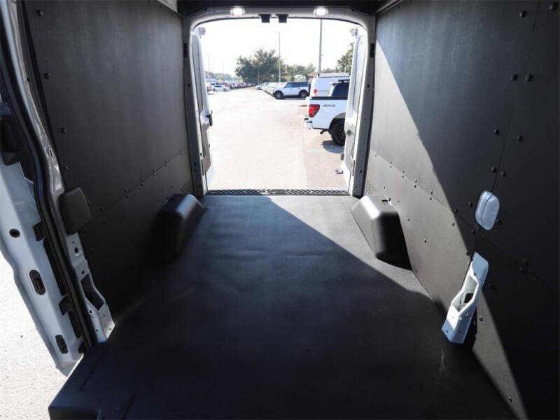 2026 Ford Transit 250