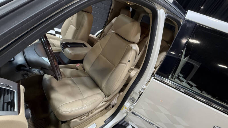 2013 Cadillac Escalade Luxury