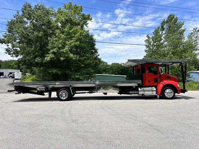2022 Kenworth T370