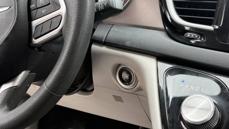 2017 Chrysler Pacifica Touring