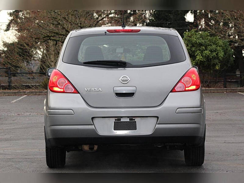2012 Nissan Versa 1.8 S
