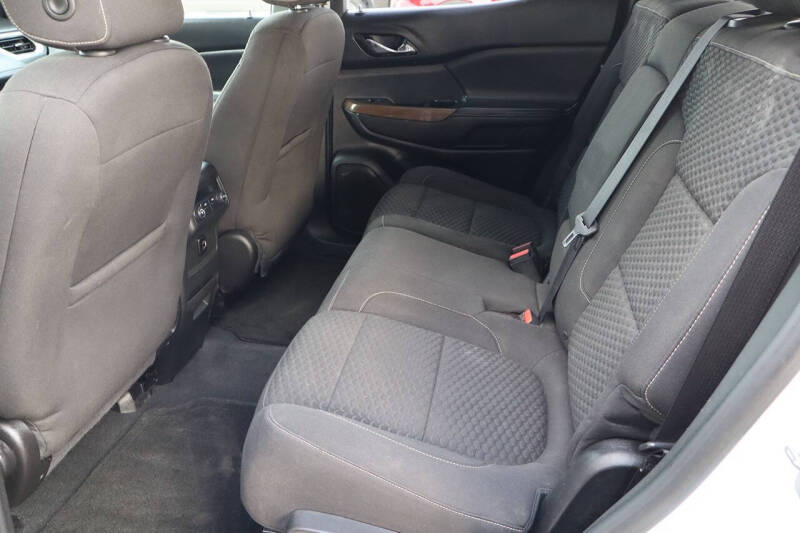 2017 GMC Acadia SLE-1
