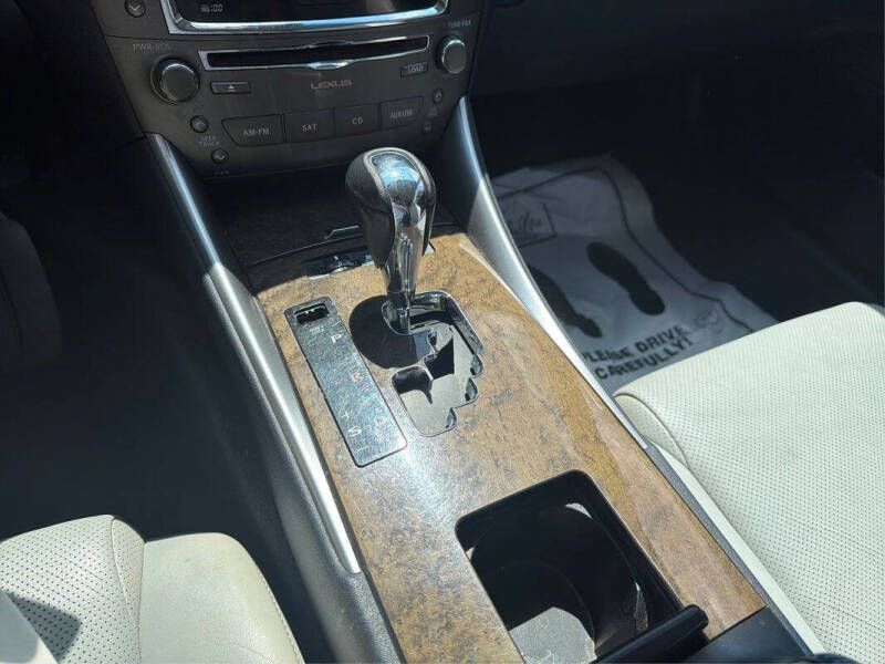 2011 Lexus IS 250C