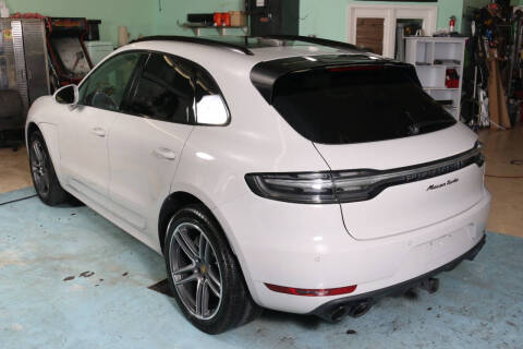 2021 Porsche Macan Turbo