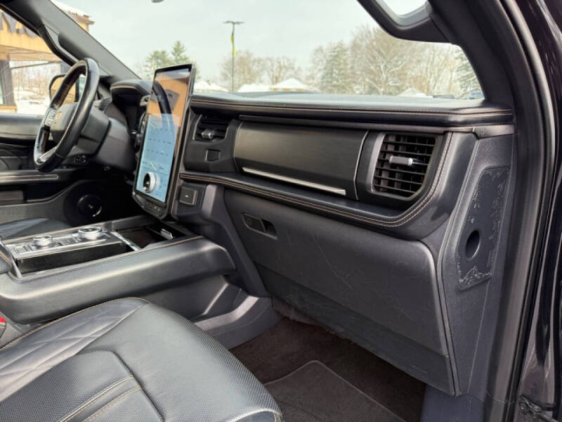 2022 Ford Expedition MAX Platinum