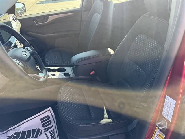 2025 Ford Escape Active