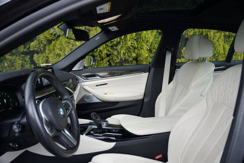 2019 BMW 5 Series M550i xDrive