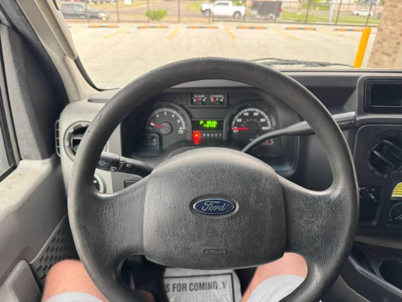 2014 Ford E-Series E-150