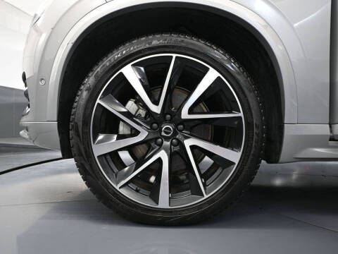 2024 Volvo XC90 B5 Plus Bright Theme