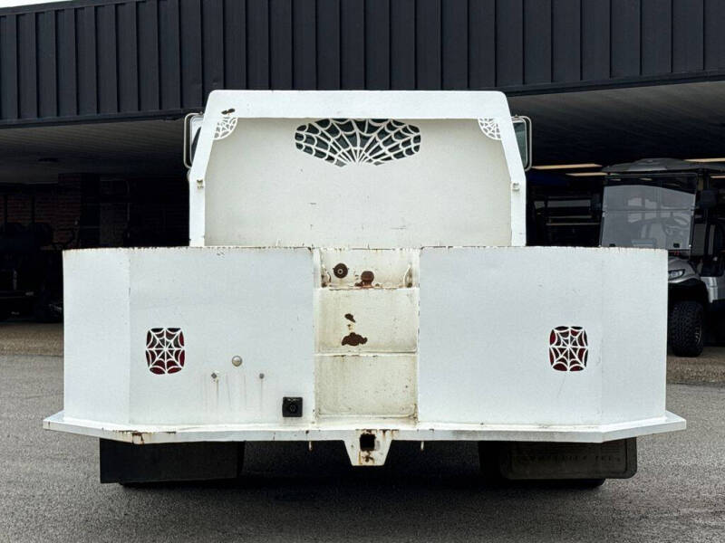 2000 Chevrolet C7500