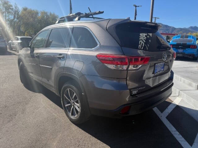 2018 Toyota Highlander SE