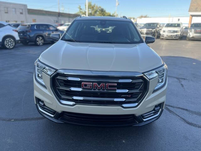 2022 GMC Terrain AT4