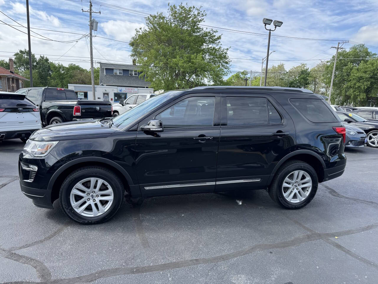 Black 2018 Ford Explorer XLT AWD XLT 4dr SUV 2