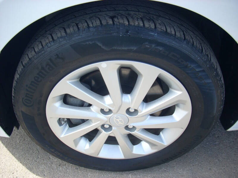 2022 Hyundai Accent SE