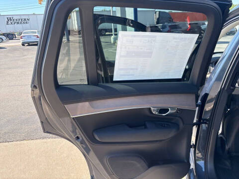 2026 Volvo XC90 B5 Core