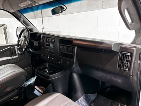 2019 Chevrolet Express 2500