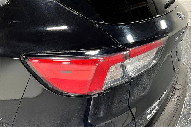 2021 Ford Escape Titanium