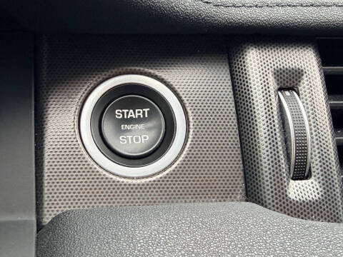 2019 Land Rover Range Rover Evoque SE