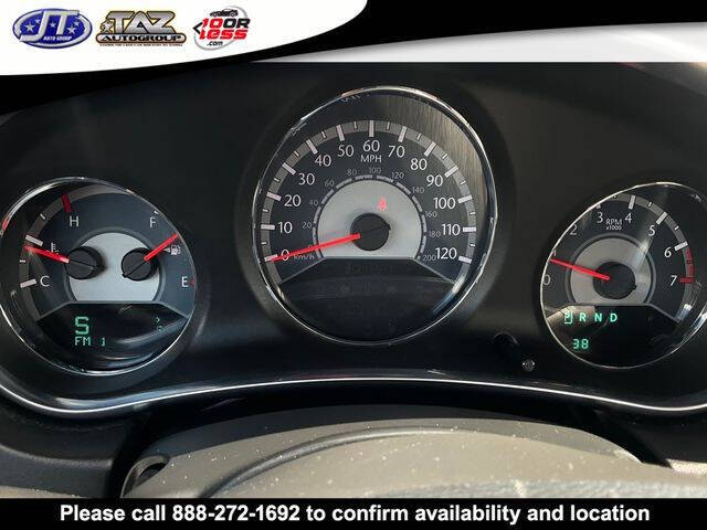 2012 Chrysler 200 Touring