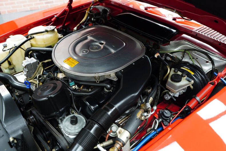 1986 Mercedes-Benz 560-Class 560 SL