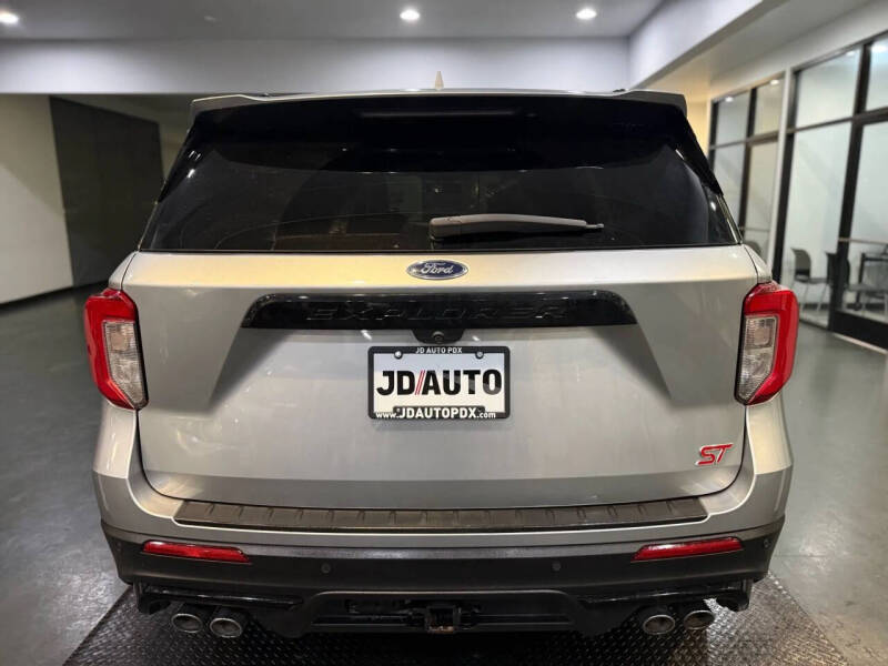 2020 Ford Explorer ST