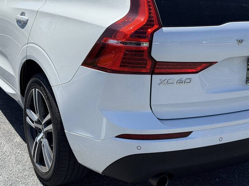 2020 Volvo XC60 12
