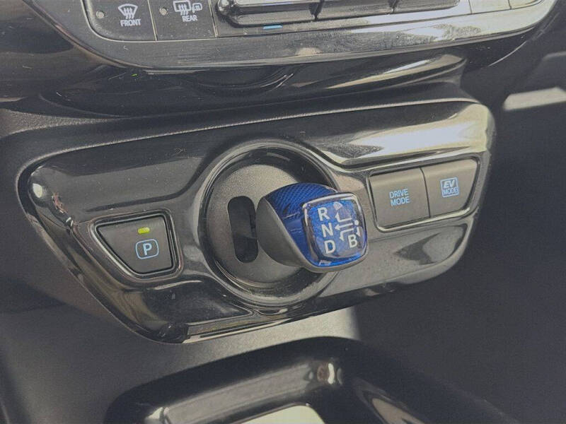 2017 Toyota Prius Three Touring