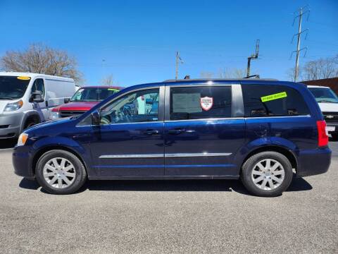2013 Chrysler Town and Country for sale at County Car Credit in Cleveland OH