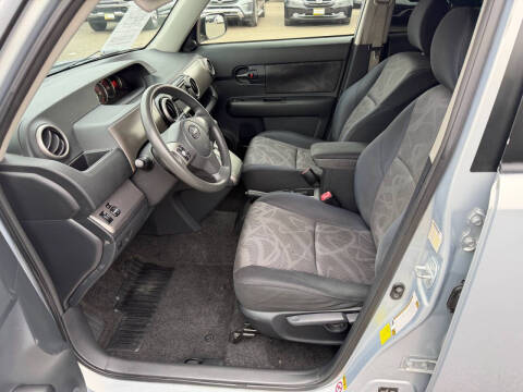 2013 Scion xB