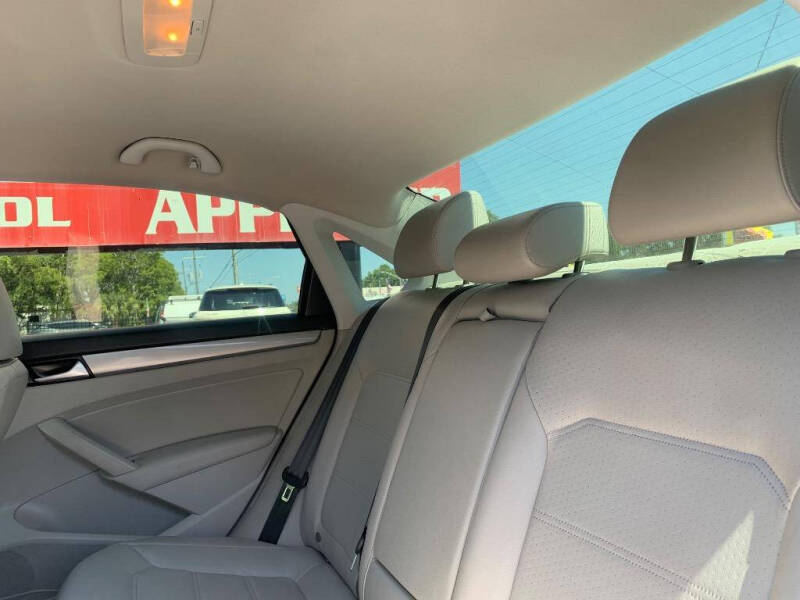 2015 Volkswagen Passat