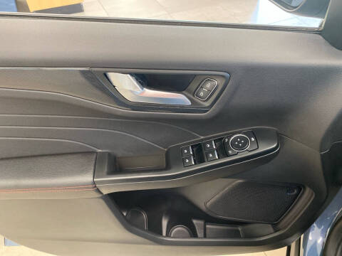 2026 Ford Escape ST-Line Select