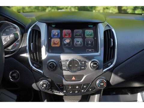2017 Chevrolet Cruze LT Auto