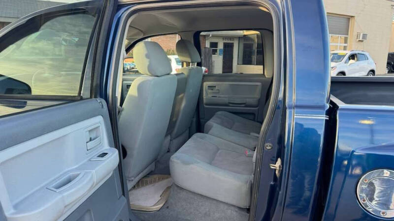 2005 Dodge Dakota SLT