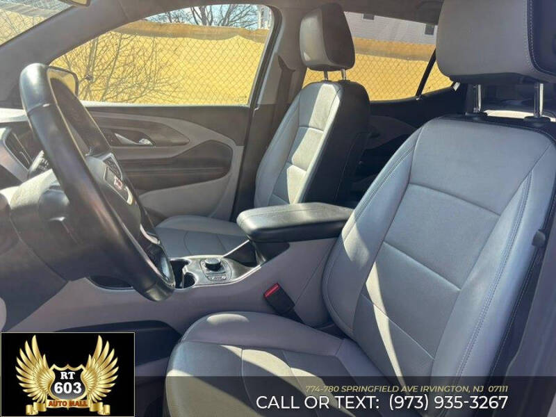 2023 GMC Terrain SLT