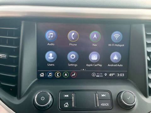 2023 GMC Acadia Denali