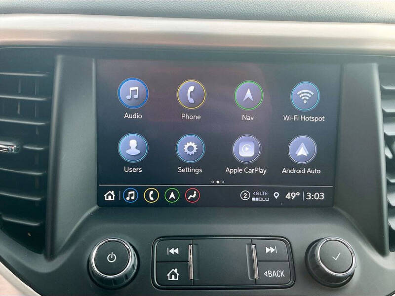 2023 GMC Acadia Denali