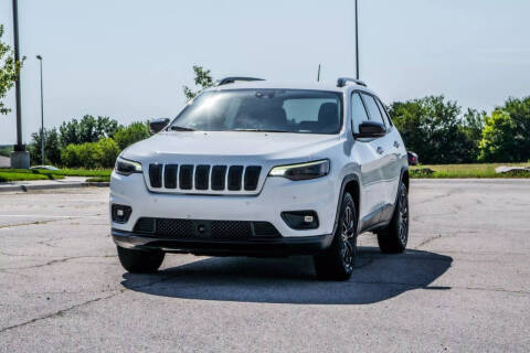 2023 Jeep Cherokee Altitude Lux