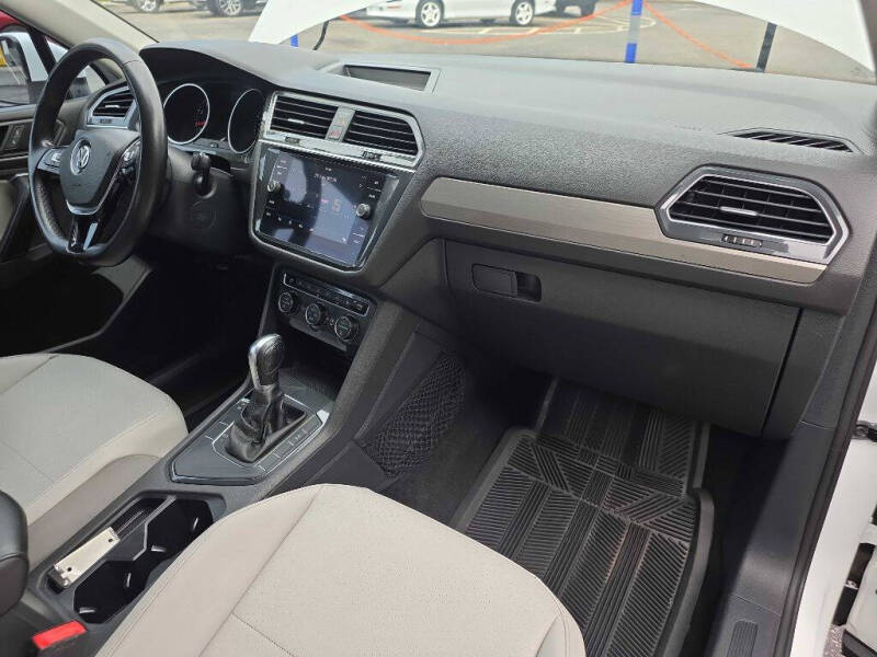 2019 Volkswagen Tiguan SE