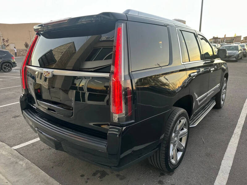 2018 Cadillac Escalade Luxury