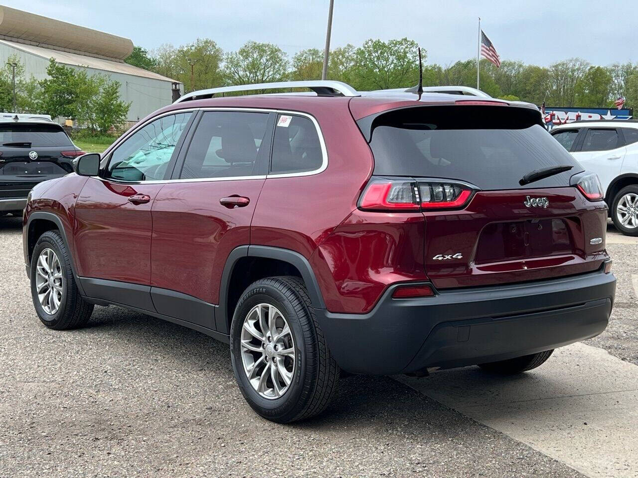 2019 Jeep Cherokee for sale at Spartan Elite Auto Group LLC in Lansing, MI