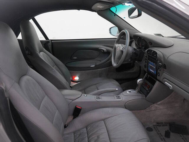 2003 Porsche 911 Carrera