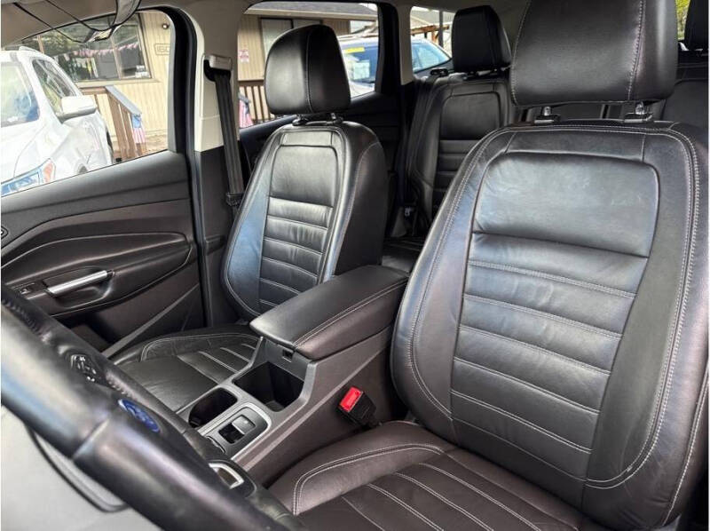 2017 Ford Escape SE