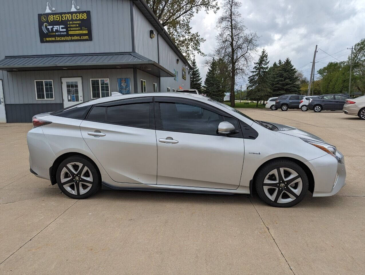 2017 Toyota Prius for sale at TAC Auto Sales in Kankakee, IL