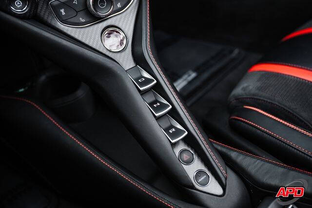 2020 McLaren 720S Spider Performance