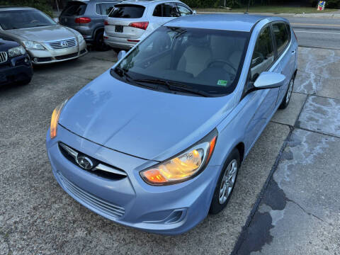 2012 Hyundai Accent GS