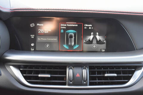 2025 Alfa Romeo Stelvio Tributo Italiano