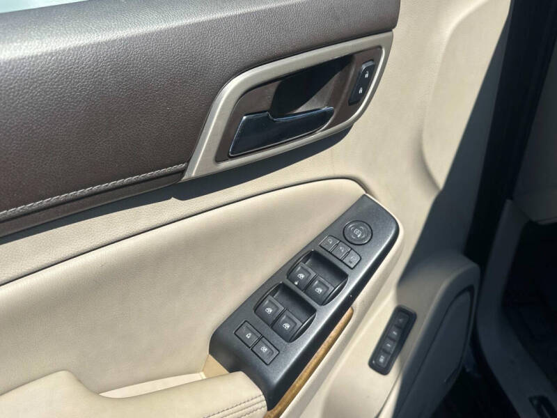 2017 GMC Yukon XL Denali