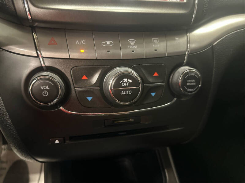 2020 Dodge Journey Crossroad